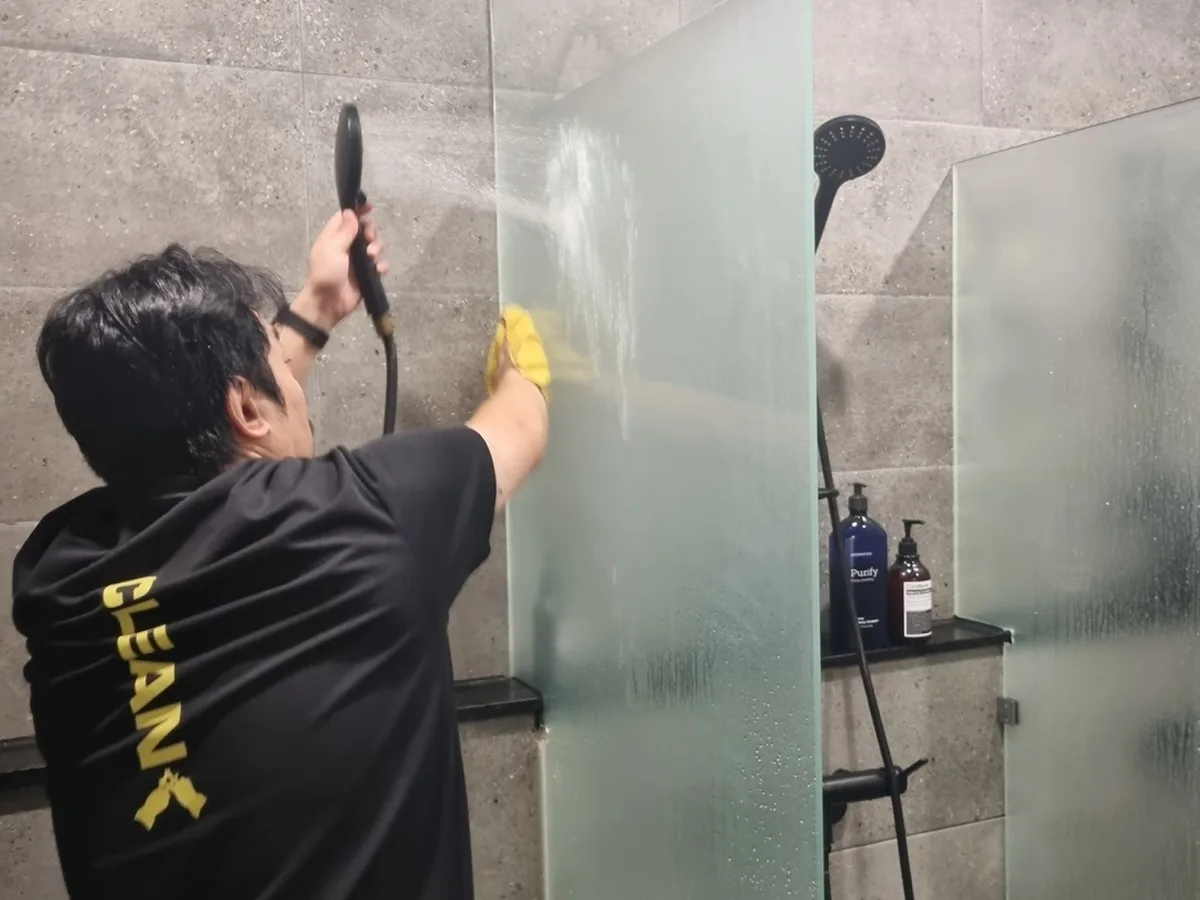 금천구 시흥3동 헬스장 복도·대기 동선 야간 위생청소 사례 - 행진크린