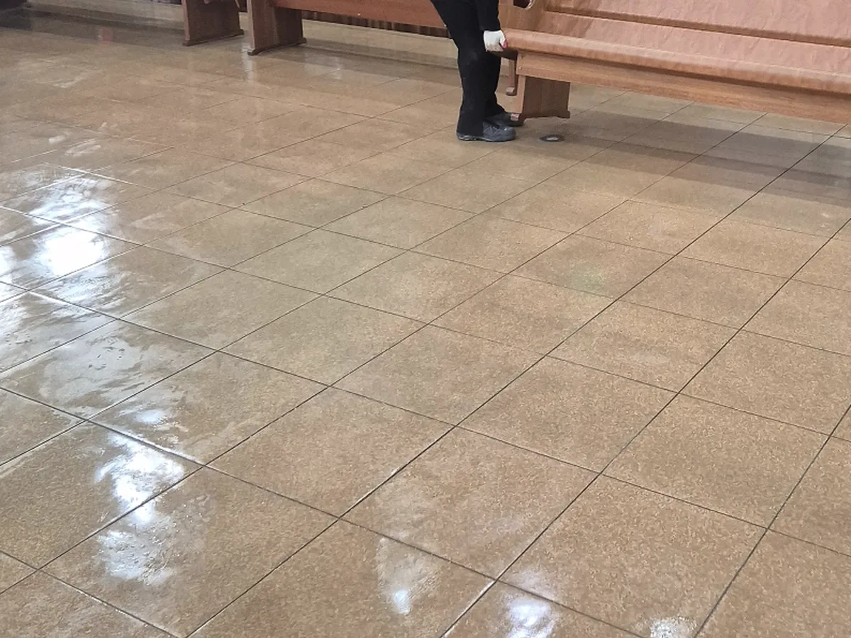 마포구 노고산동 예배당 방송실 장비 주변 정밀 위생청소 사례 - 행진크린